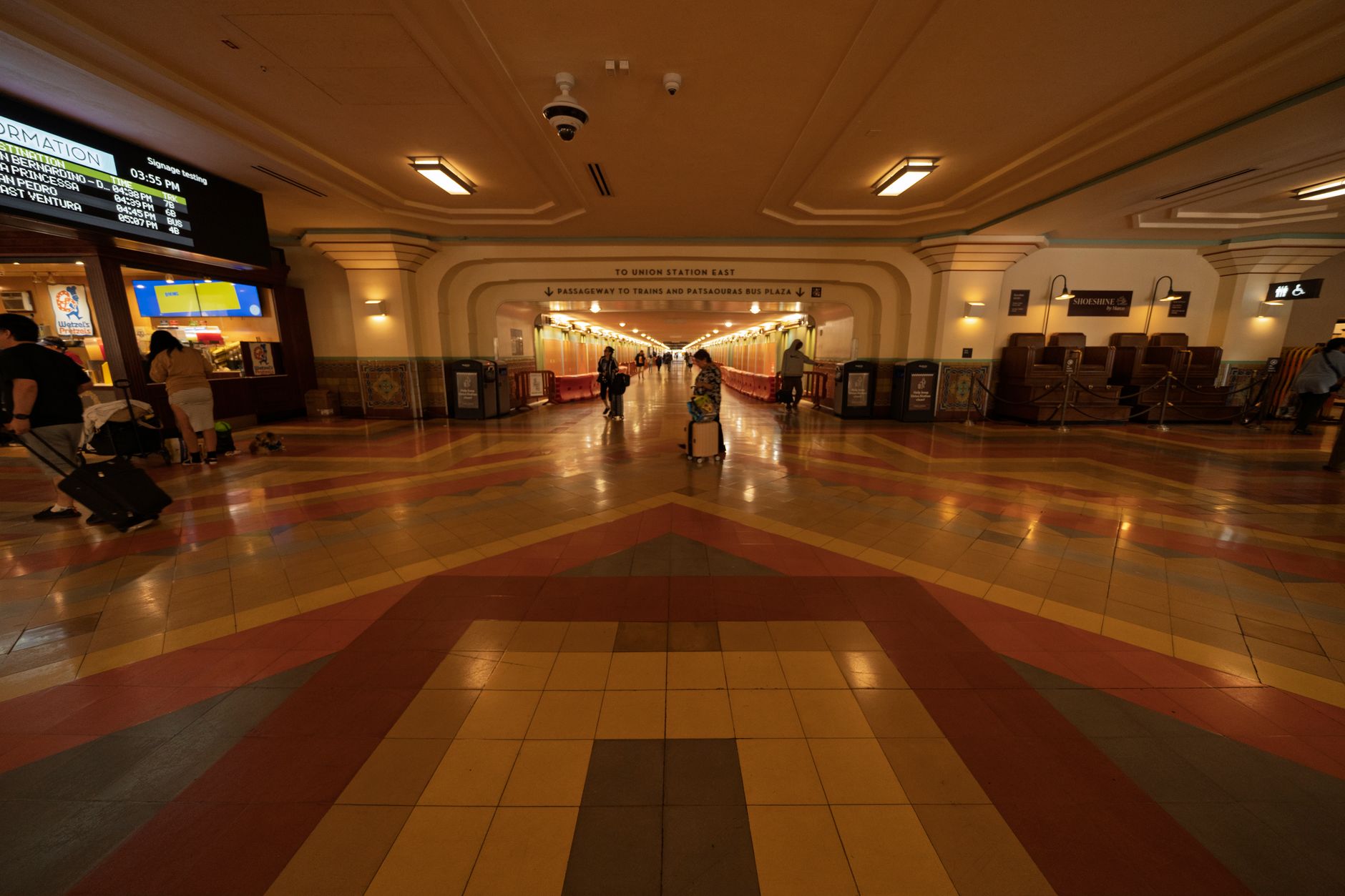 Suasana Grand Central Market