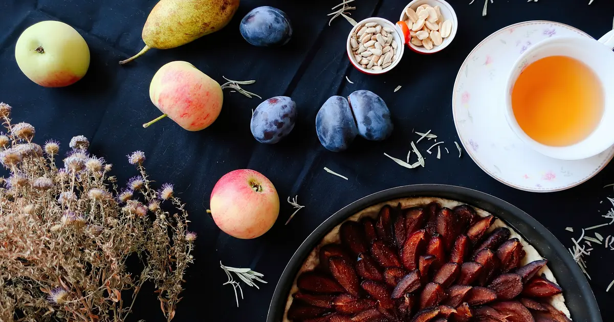 Eksplorasi Kuliner Prancis: Review Tarte Tatin Paris di Cafe Paris, Paris, Prancis, Pengalaman Gastronomi Tak Terlupakan